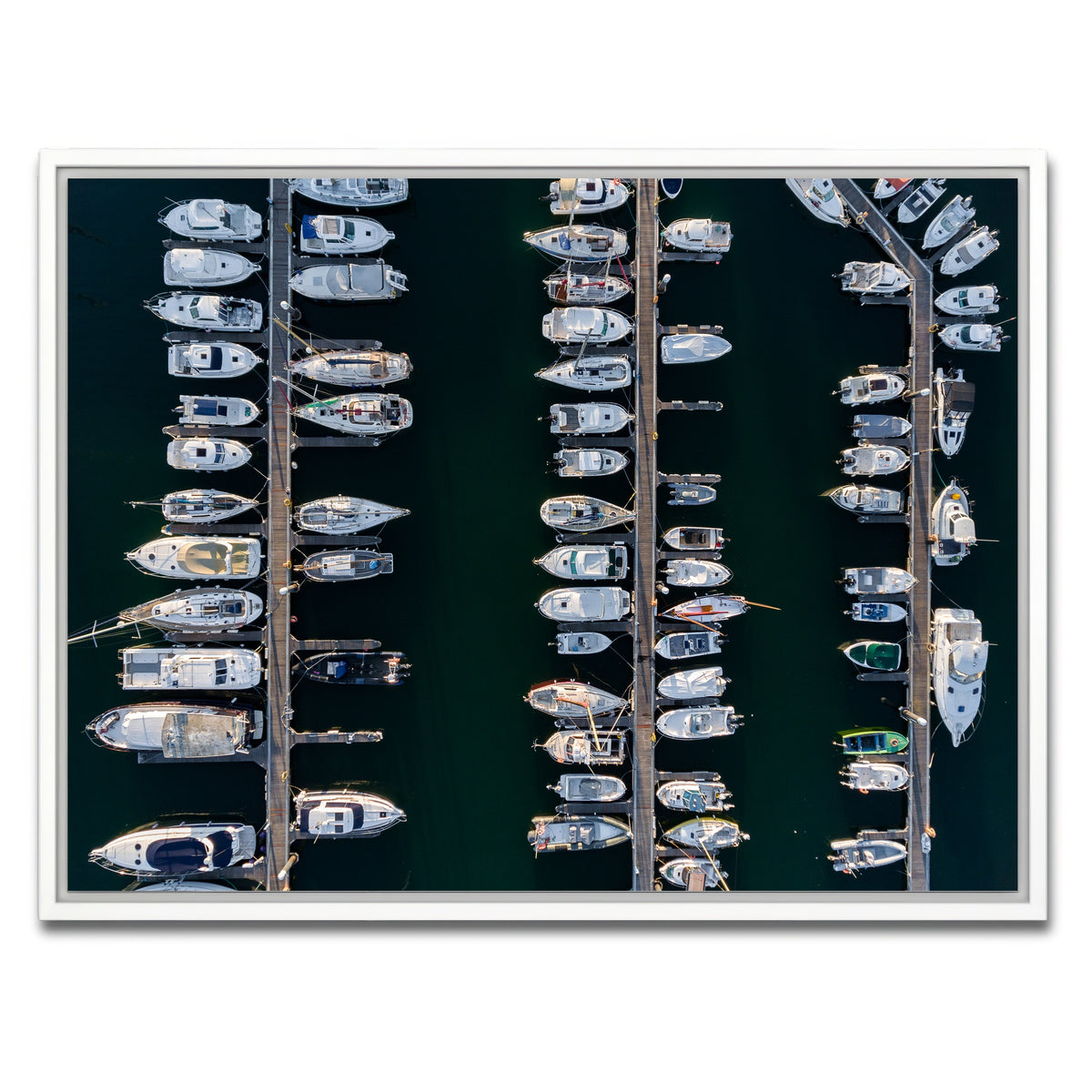AUTO-MOCKUP WHITE | Aerial Marina | 1 Piece | White Framed Canvas | group=4x3