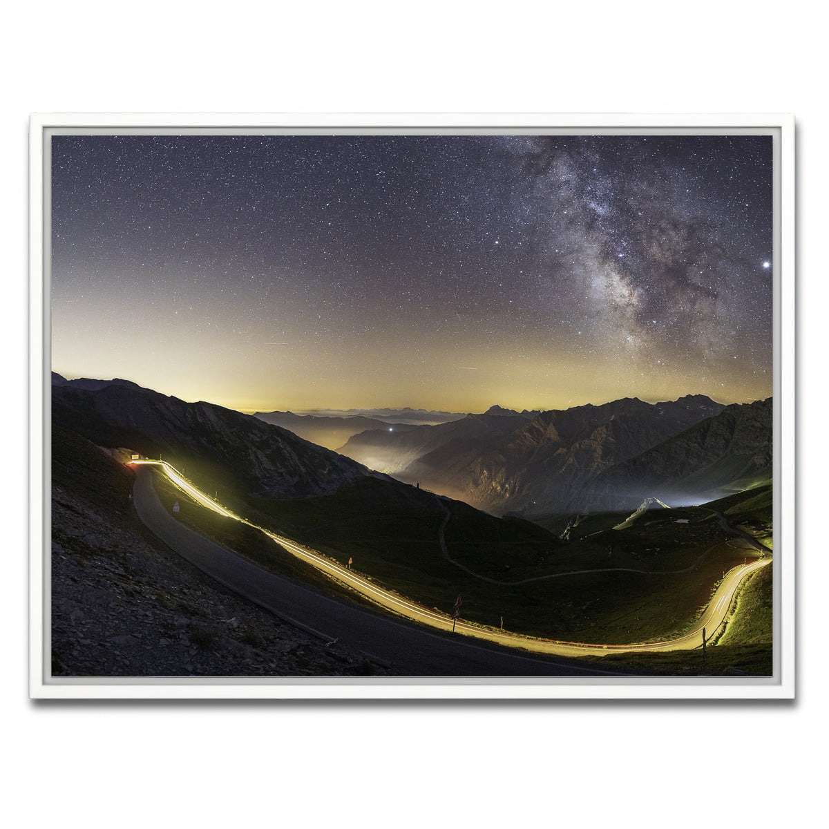 AUTO-MOCKUP WHITE | Agnel Pass | 1 Piece | White Framed Canvas | group=4x3