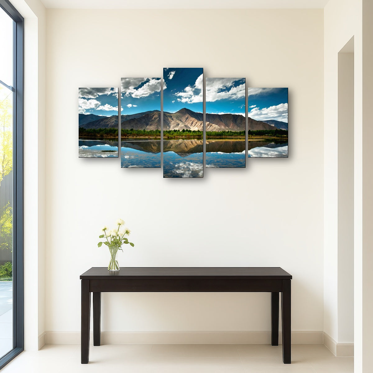 AUTO-MOCKUP ROOM | Alaskan Reflections