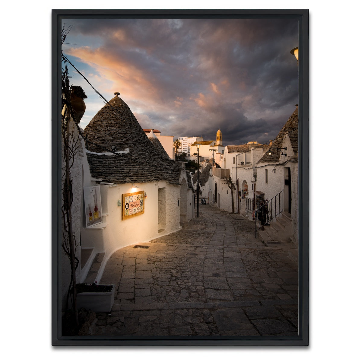 AUTO-MOCKUP WHITE | Alberobello | 1 Piece | Black Framed Canvas | group=3x4