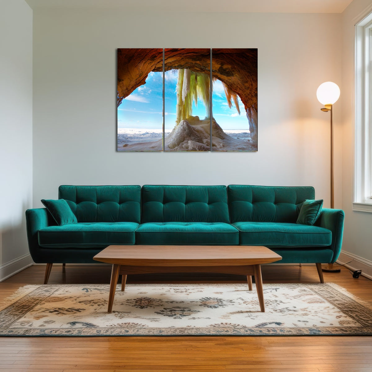 AUTO-MOCKUP ROOM | Apostle Islands Ice Caves