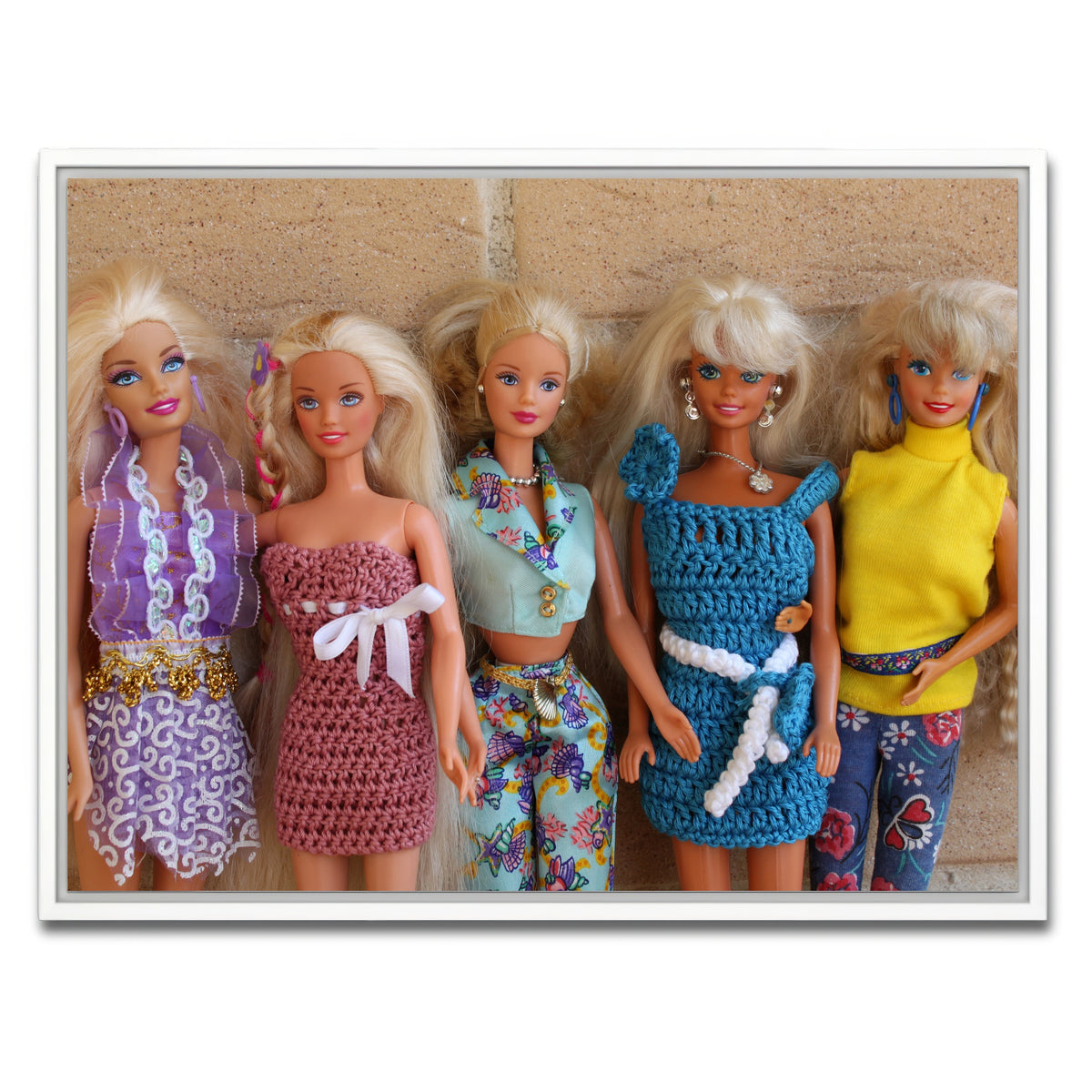 AUTO-MOCKUP WHITE | Barbie Vintage Wear | 1 Piece | White Framed Canvas | group=4x3