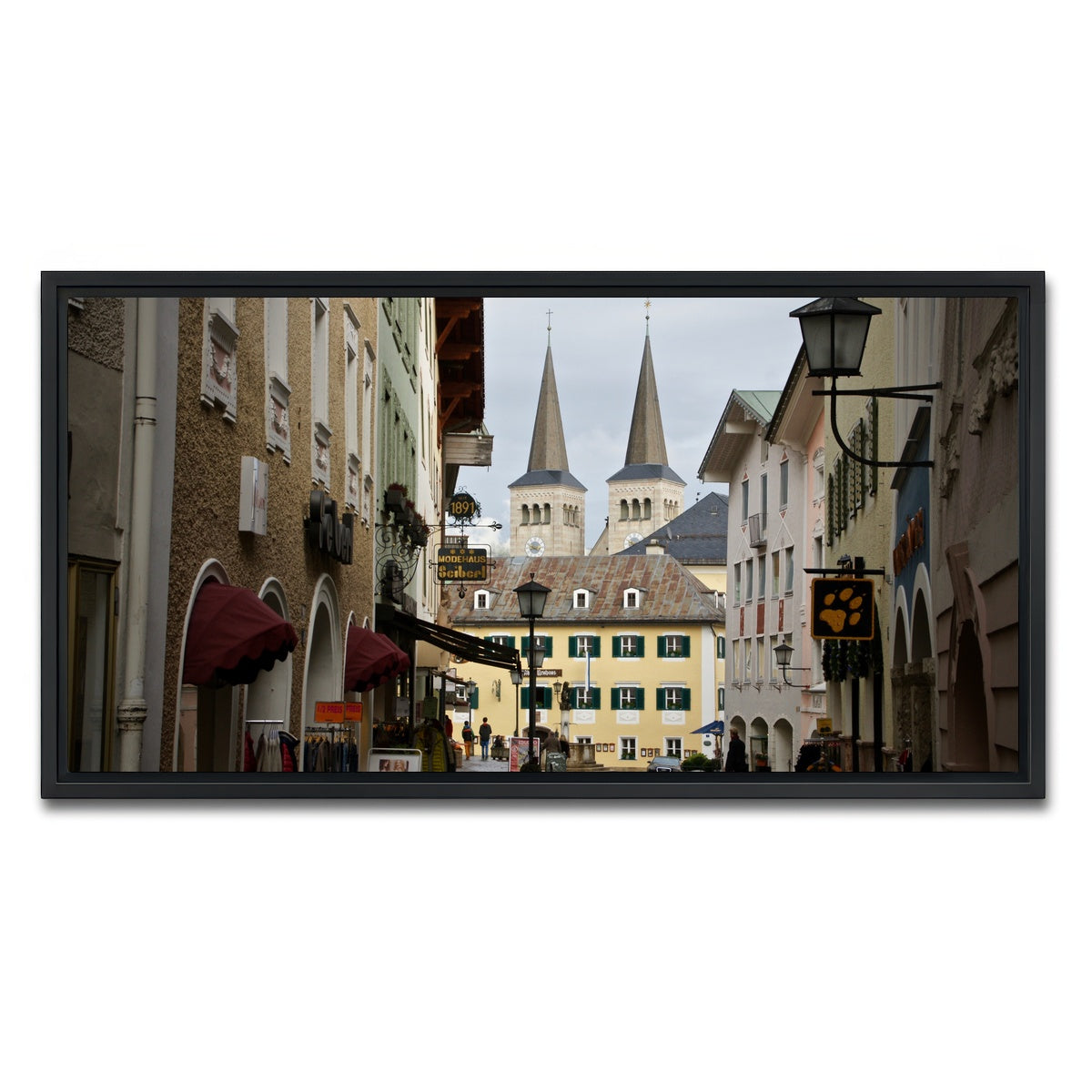 AUTO-MOCKUP WHITE | Berchtesgaden Germany | 1 Piece | Black Framed Canvas | group=2x1