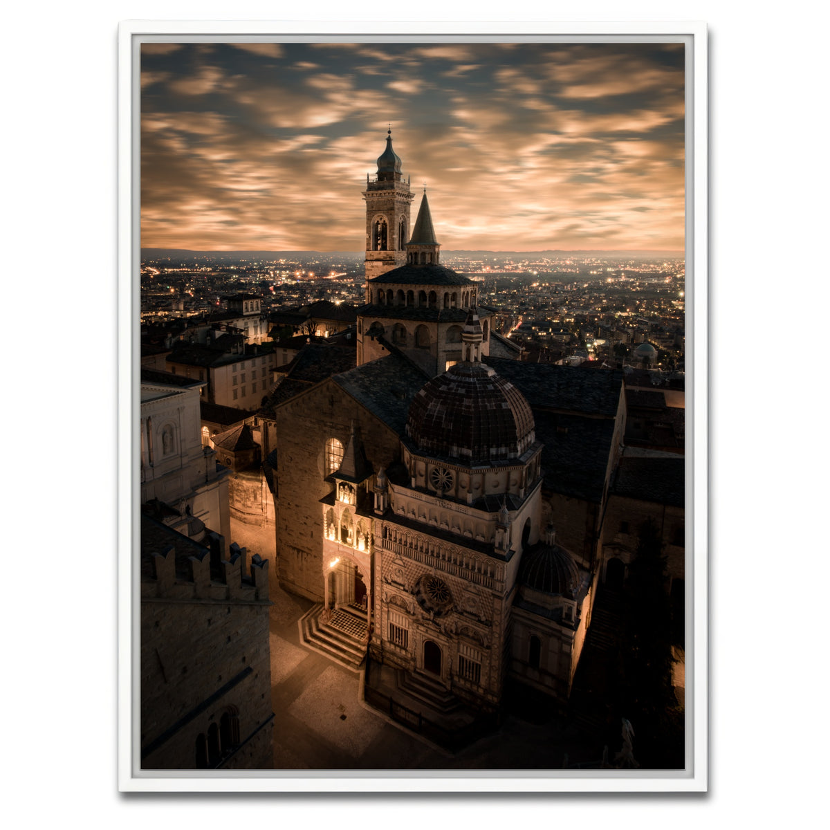 AUTO-MOCKUP WHITE | Bergamo Alta | 1 Piece | White Framed Canvas | group=3x4