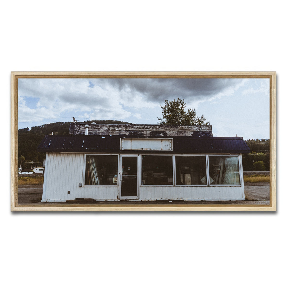 AUTO-MOCKUP WHITE | Blairmore Shack | 1 Piece | Natural Framed Canvas | group=2x1