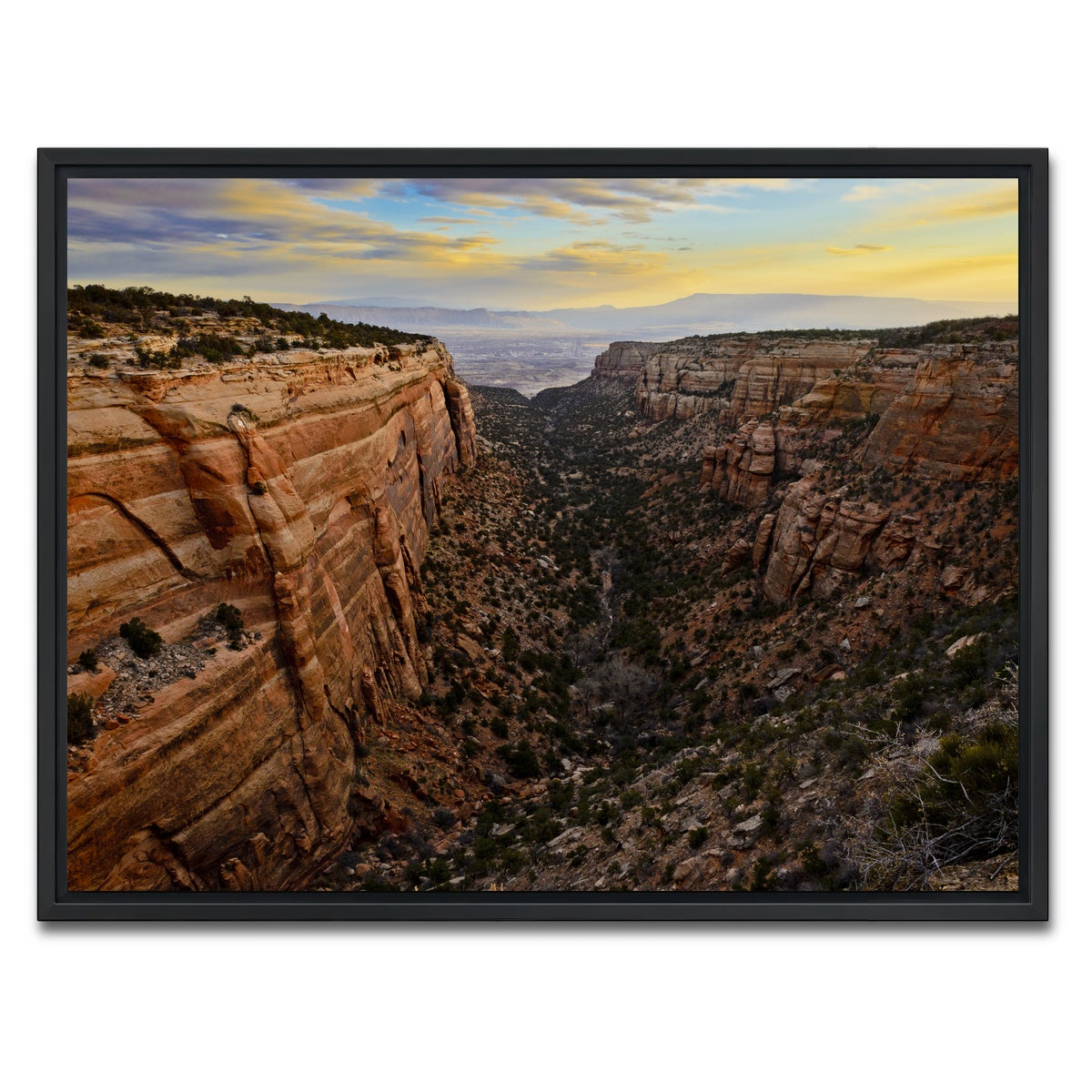 AUTO-MOCKUP WHITE | Book Cliffs | 1 Piece | Black Framed Canvas | group=4x3
