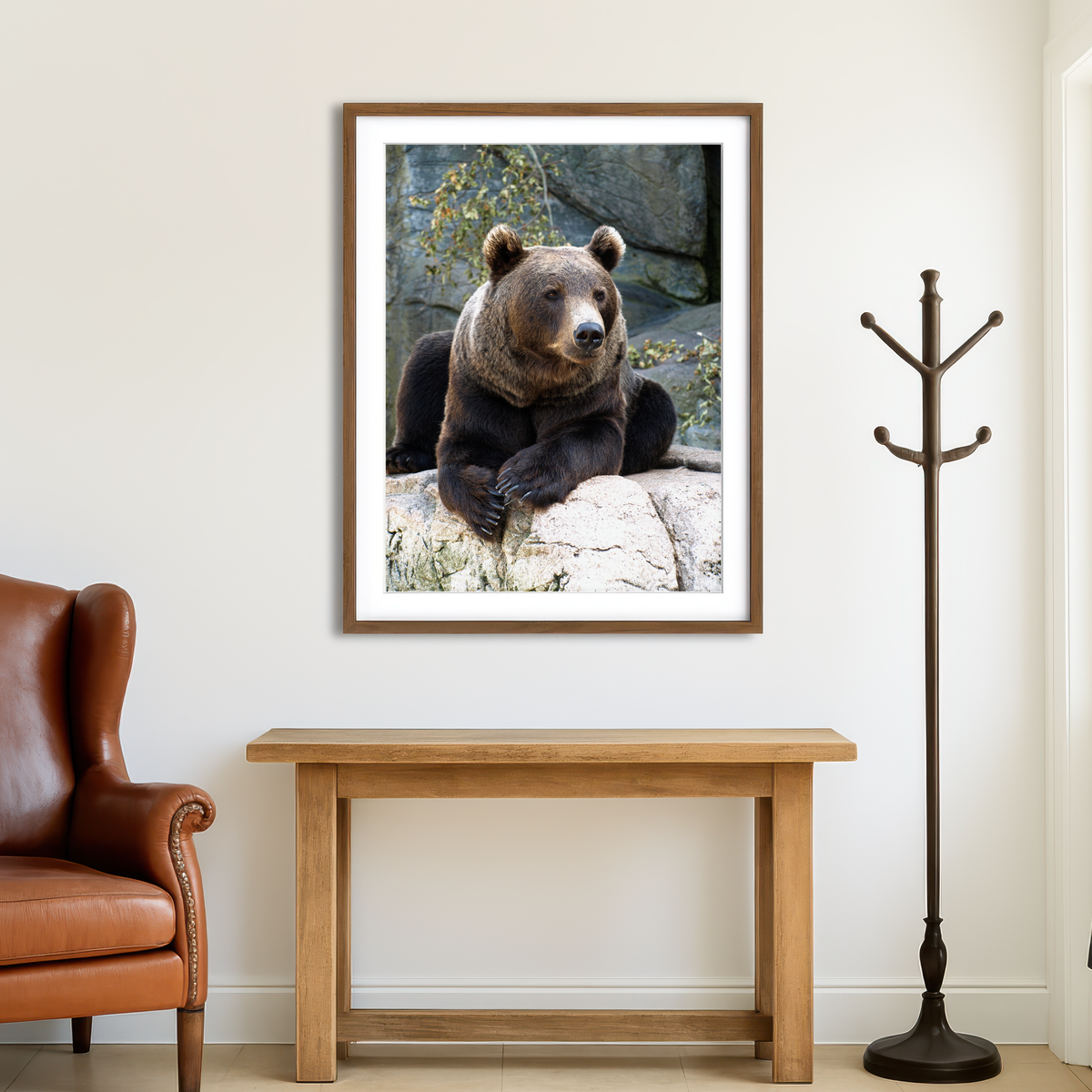 AUTO-MOCKUP ROOM | Brown Grizzly Bear Wall Art