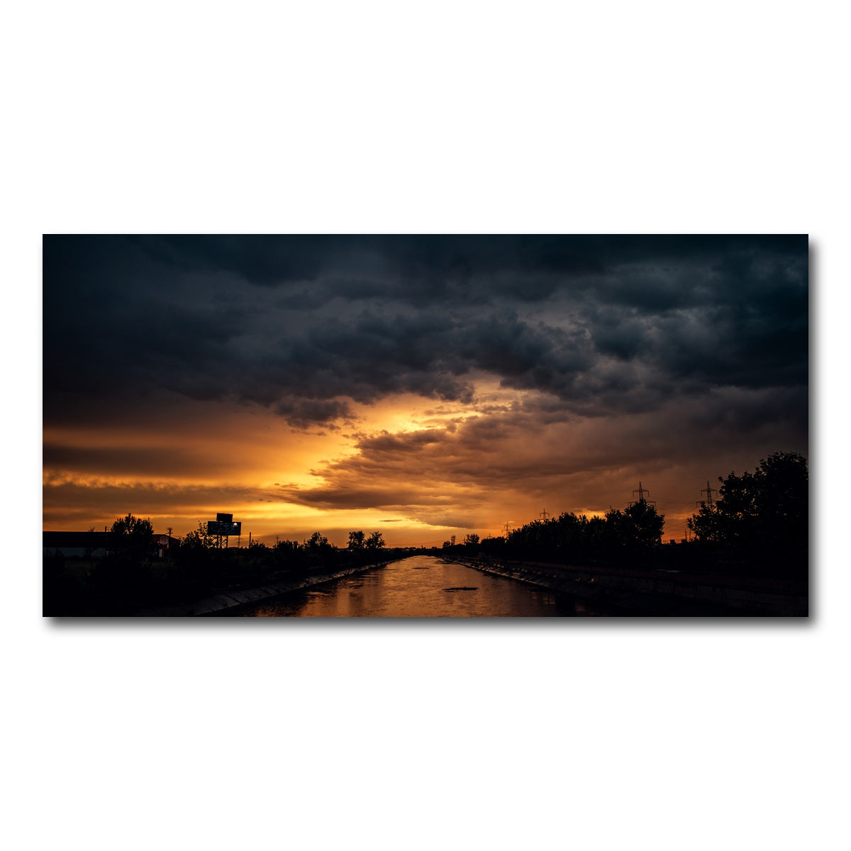 AUTO-MOCKUP WHITE | Bucharest Sunset 3 | 1 Piece | Gallery Wrap Canvas | group=2x1