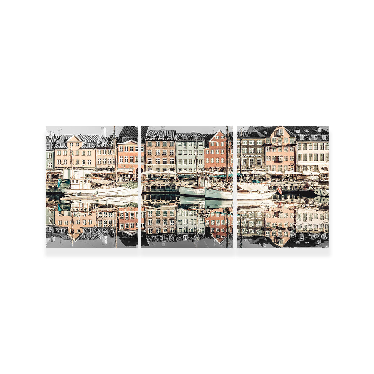 COPENHAGEN VINTAGE Nyhavn in the Morning Wall Art