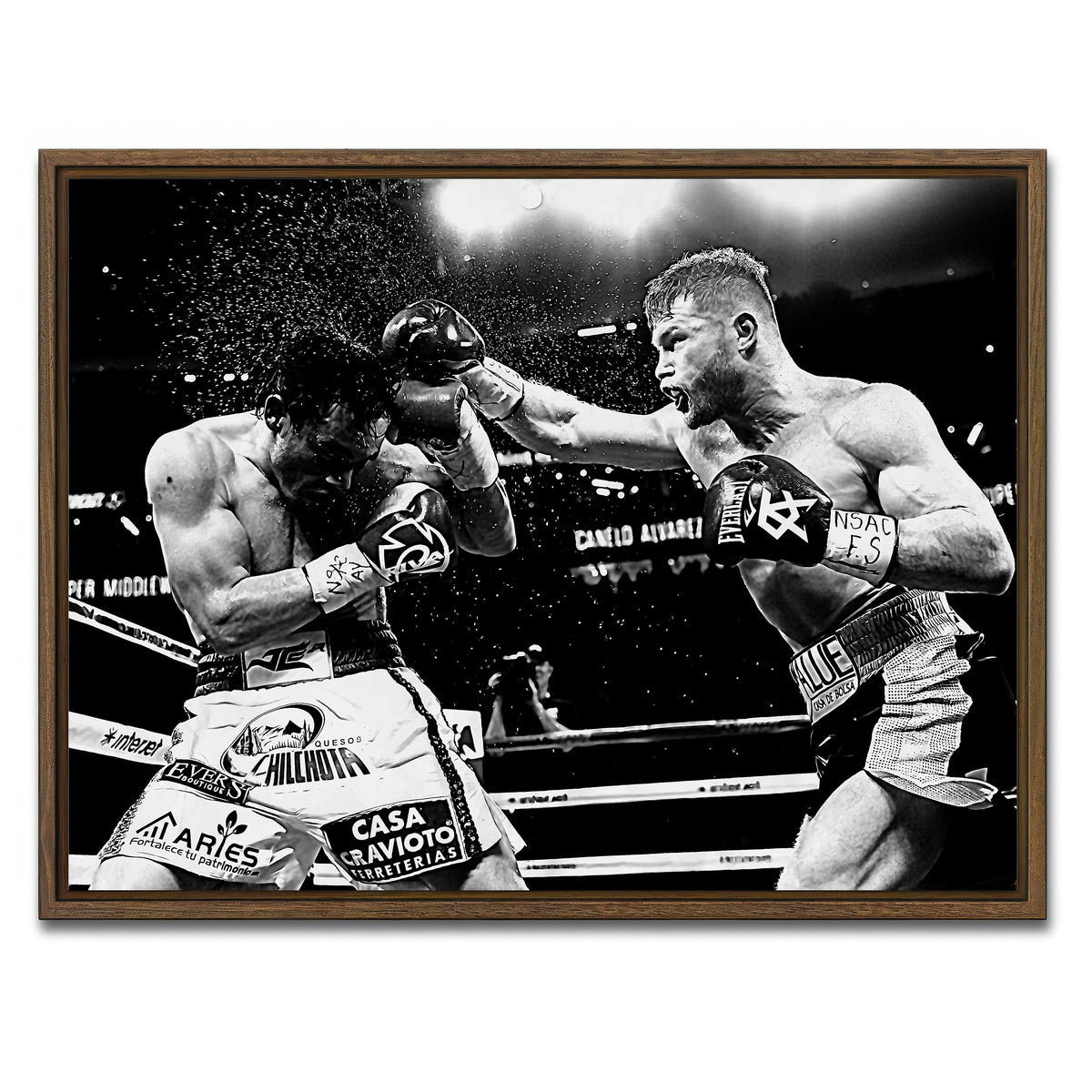 AUTO-MOCKUP WHITE | Canelo vs Chavez Jr Grayscale | 1 Piece | Walnut Framed Canvas | group=4x3
