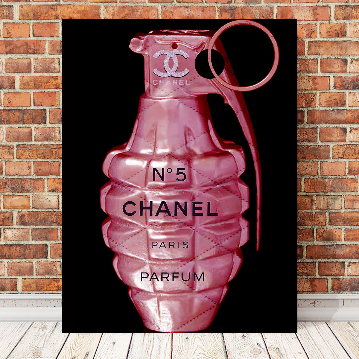 Chanel No. 5 Grenade