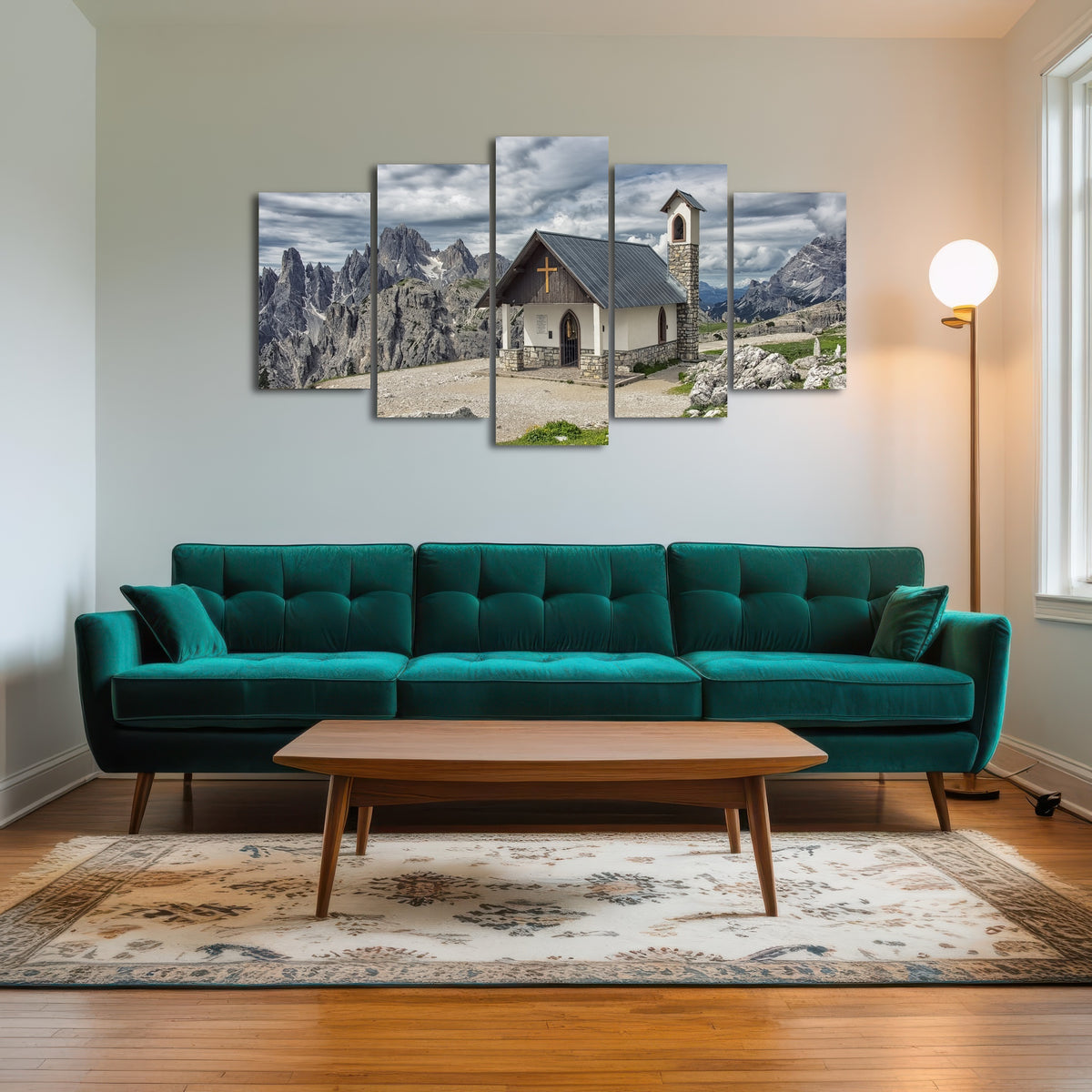 AUTO-MOCKUP ROOM | Chapel In The Dolomites