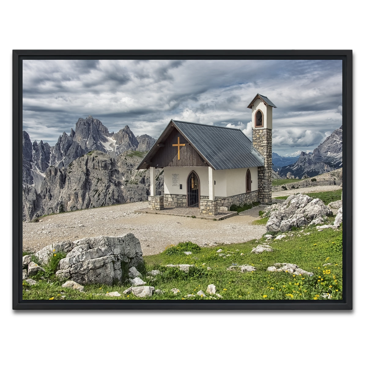 AUTO-MOCKUP WHITE | Chapel In The Dolomites | 1 Piece | Black Framed Canvas | group=4x3