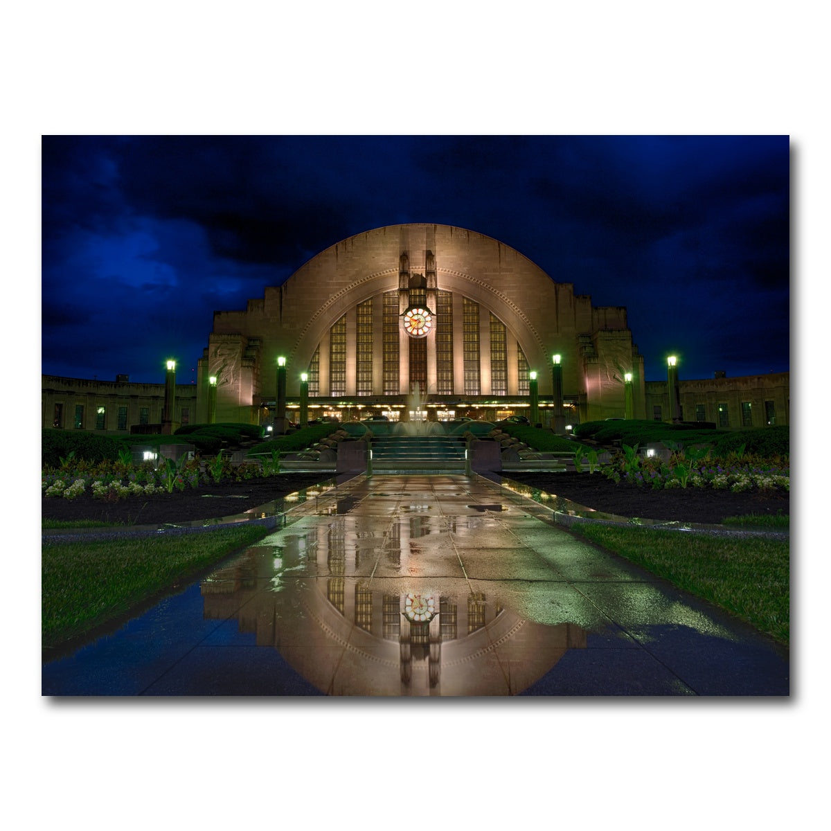 AUTO-MOCKUP WHITE | Cincinnati Union Terminal Reflection | 1 Piece | Gallery Wrap Canvas | group=4x3