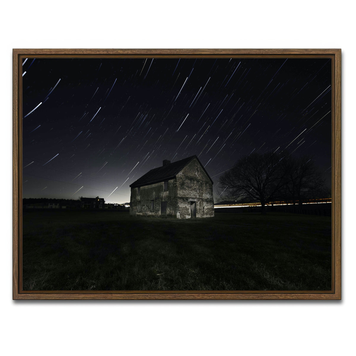 AUTO-MOCKUP WHITE | Civil War House | 1 Piece | Walnut Framed Canvas | group=4x3