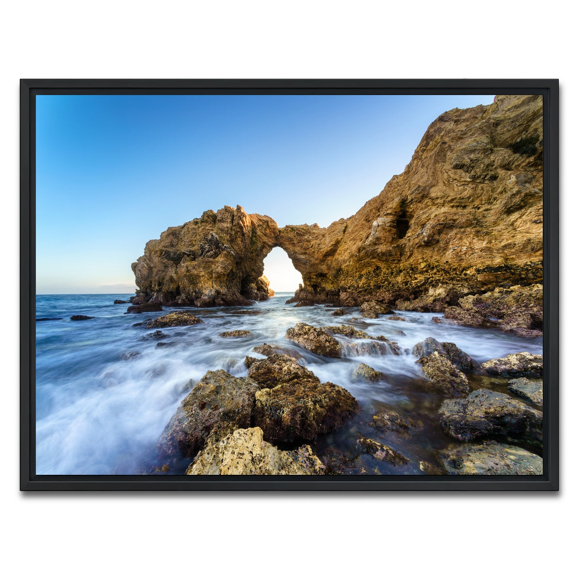 AUTO-MOCKUP WHITE | Cliff Island | 1 Piece | Black Framed Canvas | group=4x3
