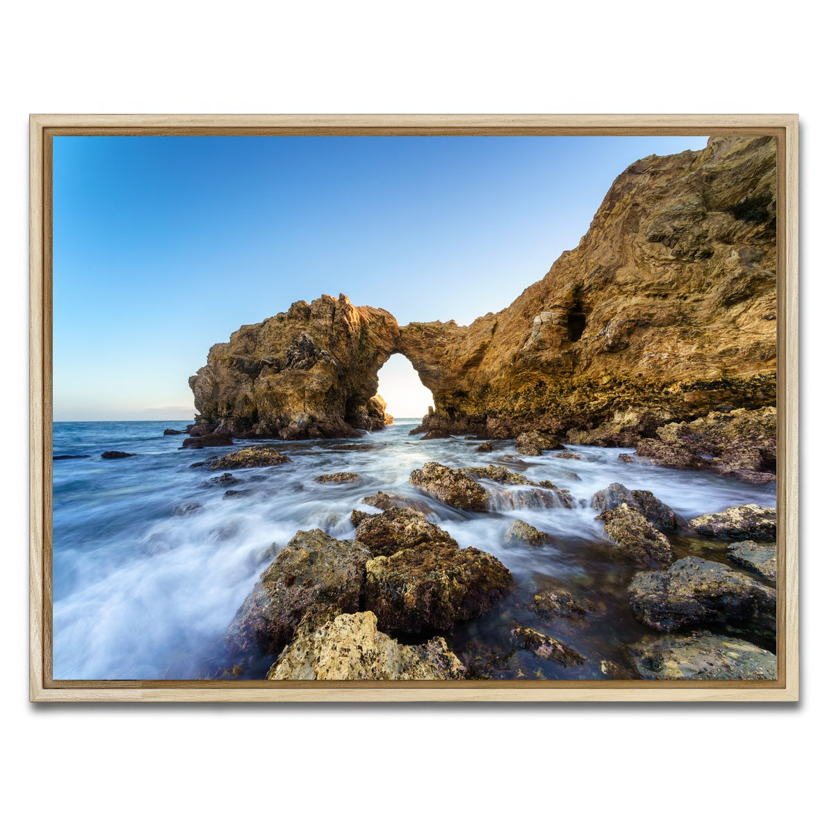 AUTO-MOCKUP WHITE | Cliff Island | 1 Piece | Natural Framed Canvas | group=4x3
