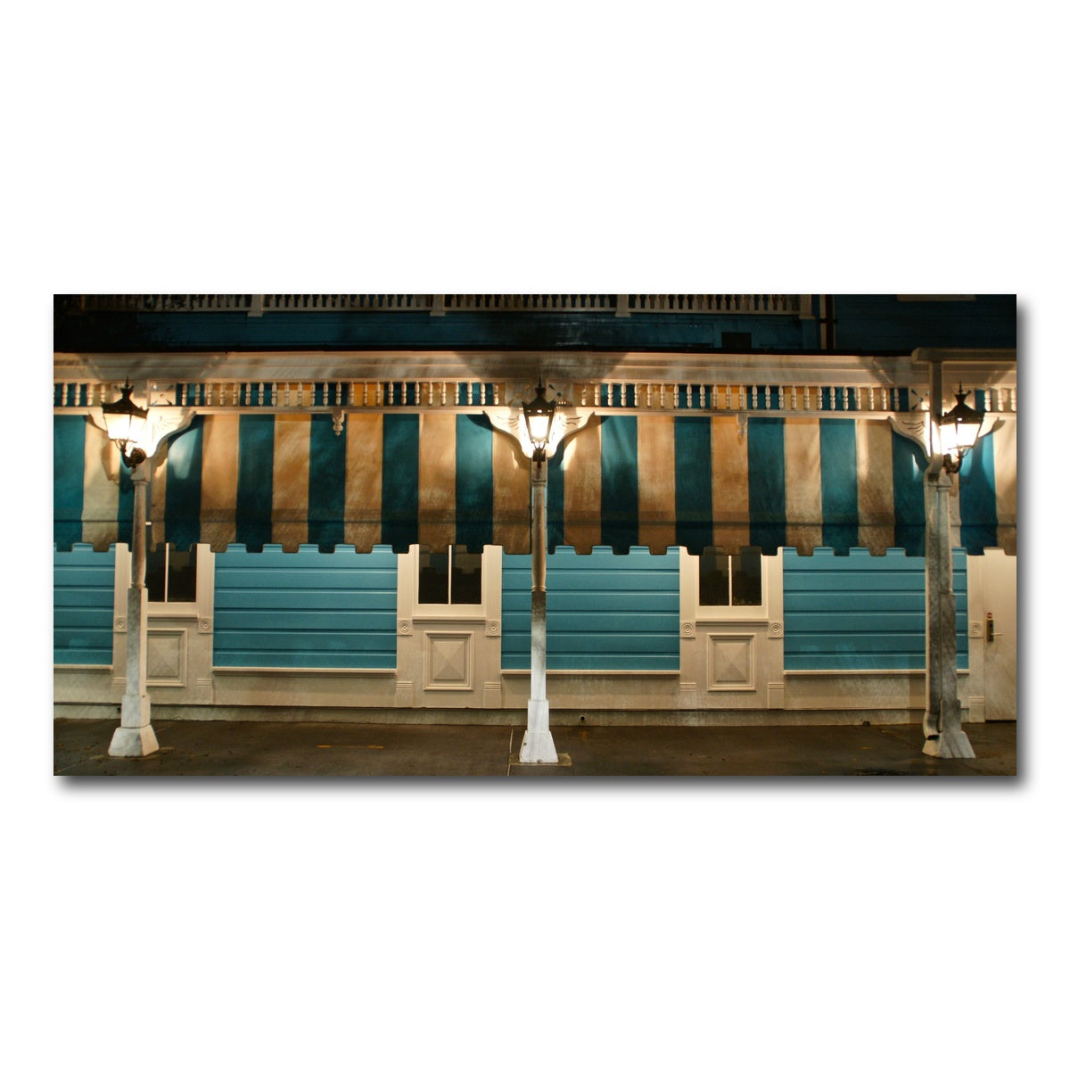 AUTO-MOCKUP WHITE | Commander's Palace, New Orleans | 1 Piece | Gallery Wrap Canvas | group=2x1