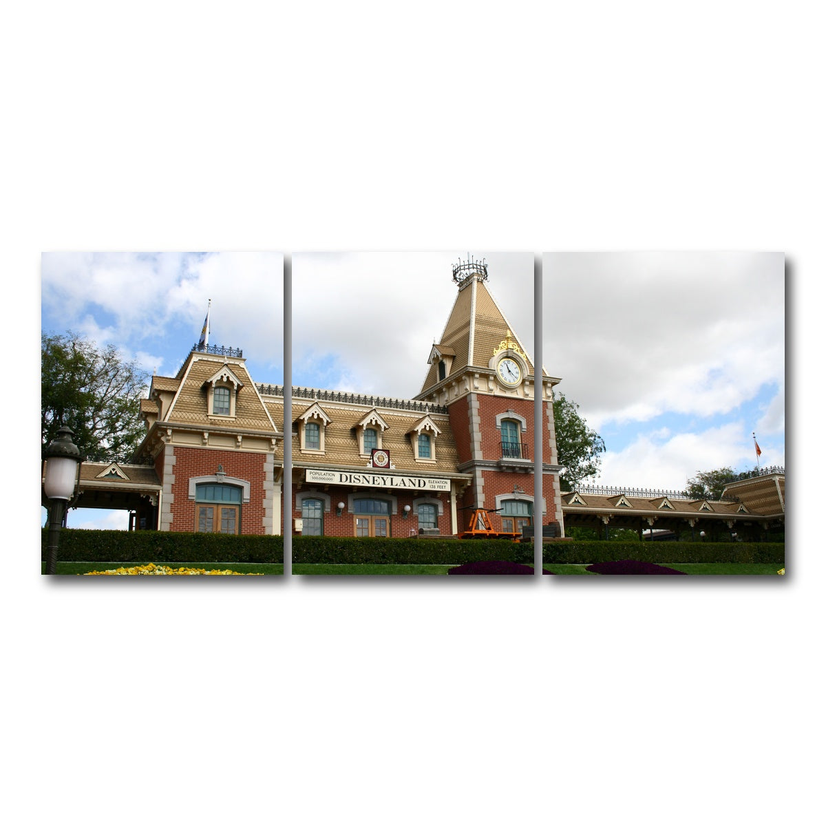 AUTO-MOCKUP WHITE | Disneyland Train Station | 3 Piece | Gallery Wrap Canvas | group=18x24