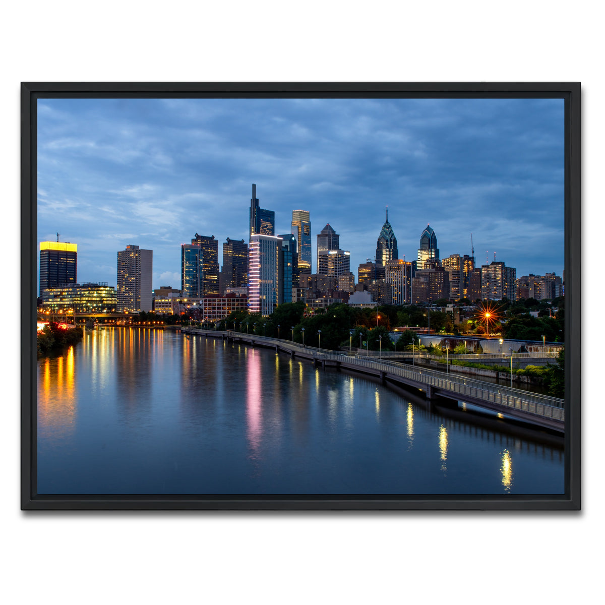 AUTO-MOCKUP WHITE | Dusk in Philadelphia | 1 Piece | Black Framed Canvas | group=4x3