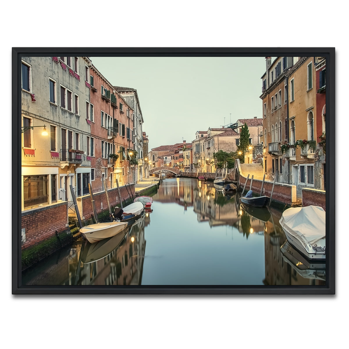 AUTO-MOCKUP WHITE | Early Morning | 1 Piece | Black Framed Canvas | group=4x3