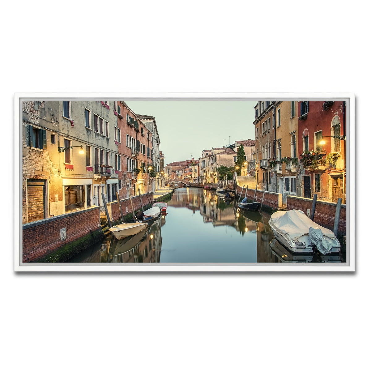AUTO-MOCKUP WHITE | Early Morning | 1 Piece | White Framed Canvas | group=2x1