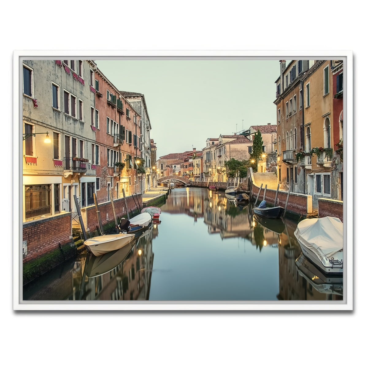 AUTO-MOCKUP WHITE | Early Morning | 1 Piece | White Framed Canvas | group=4x3
