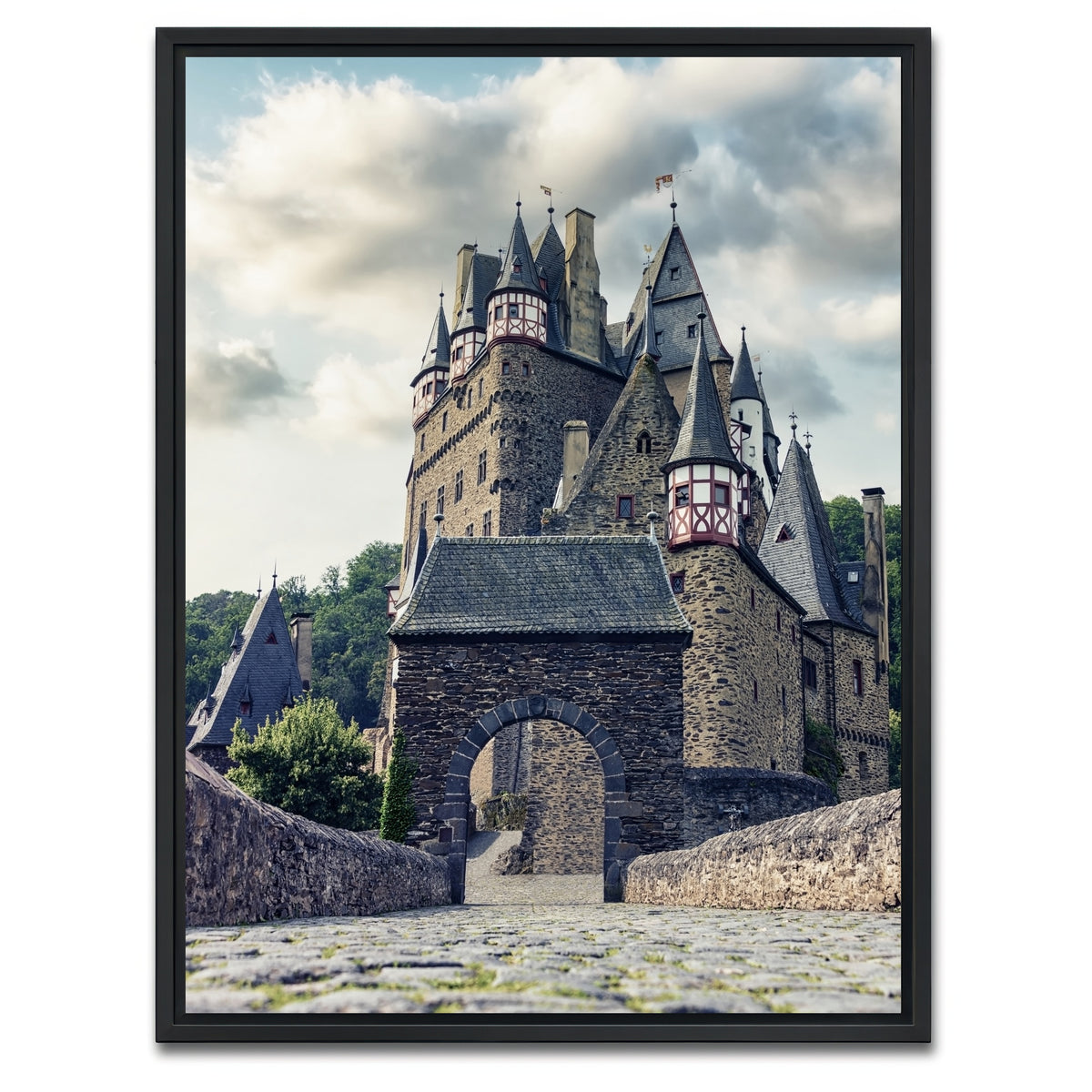 AUTO-MOCKUP WHITE | Eltz Burg | 1 Piece | Black Framed Canvas | group=3x4