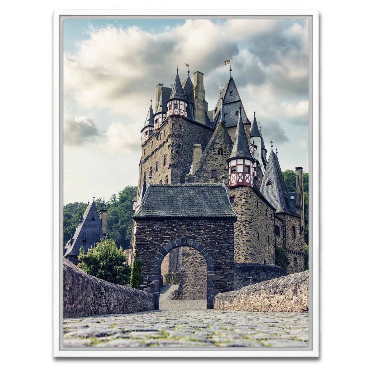 AUTO-MOCKUP WHITE | Eltz Burg | 1 Piece | White Framed Canvas | group=3x4