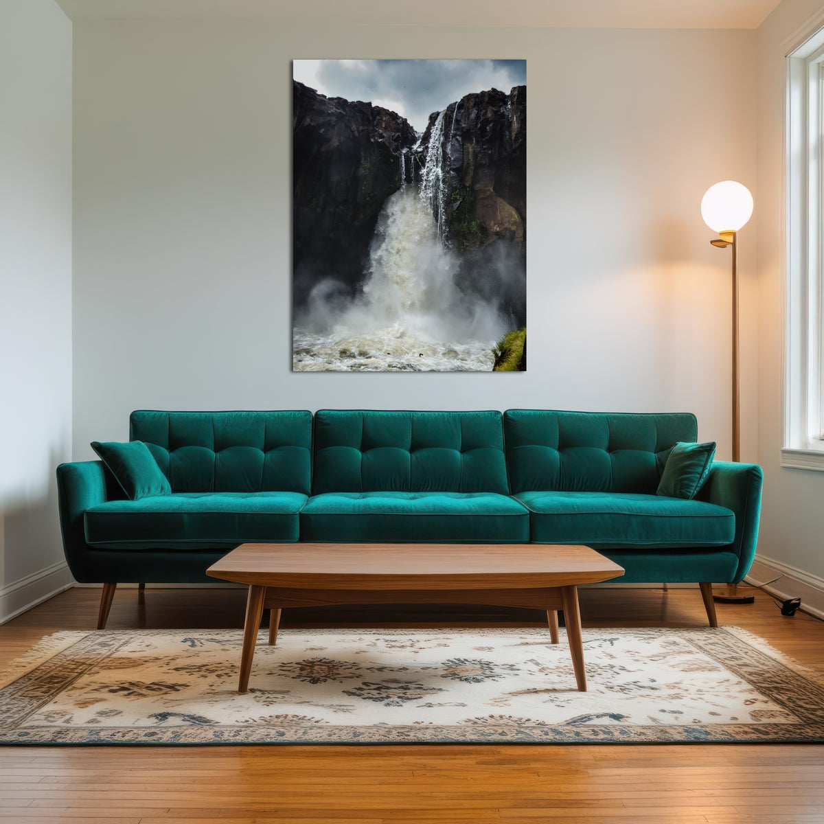 AUTO-MOCKUP ROOM | Fearless birds at Prata Waterfall