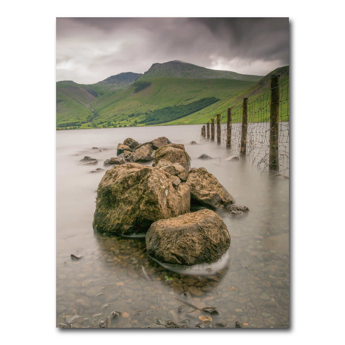 AUTO-MOCKUP WHITE | Fence With a View | 1 Piece | Gallery Wrap Canvas | group=3x4