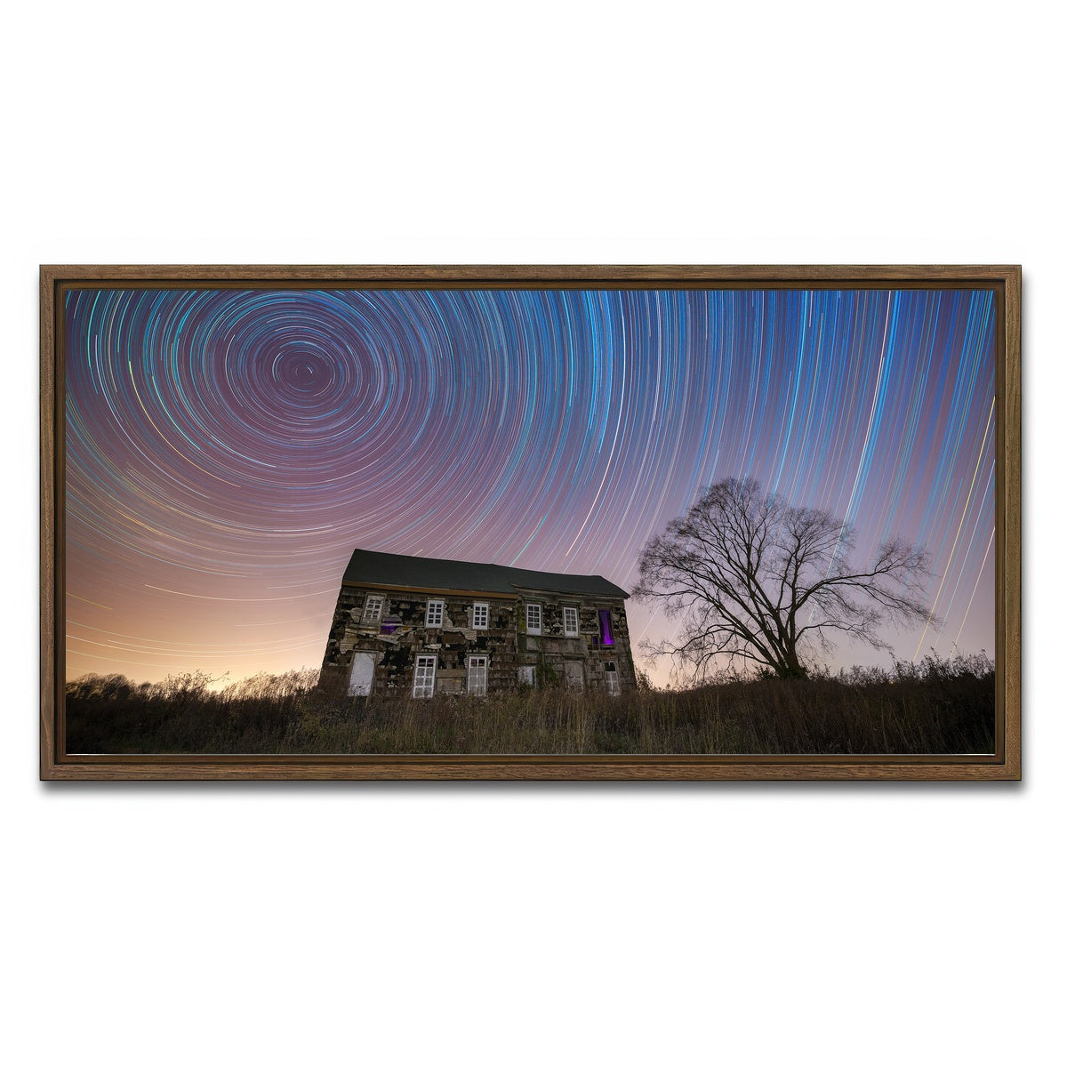 AUTO-MOCKUP WHITE | Forgotten Times | 1 Piece | Walnut Framed Canvas | group=2x1