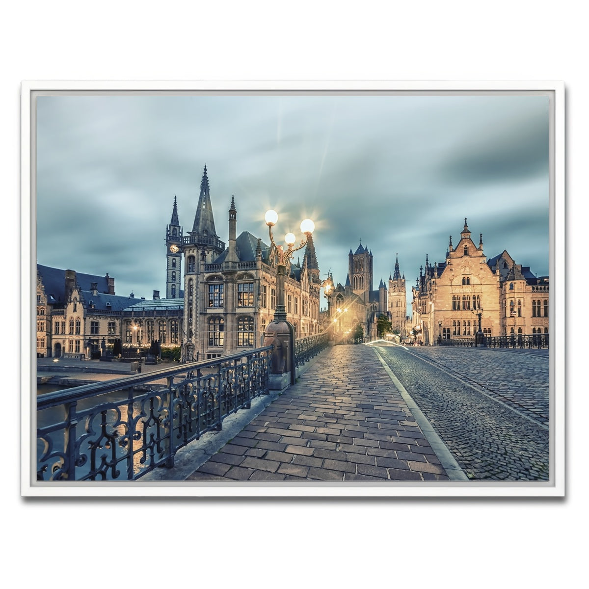 AUTO-MOCKUP WHITE | Ghent | 1 Piece | White Framed Canvas | group=4x3