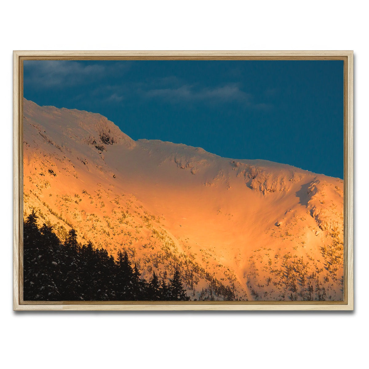 AUTO-MOCKUP WHITE | Gold Crest | 1 Piece | Natural Framed Canvas | group=4x3