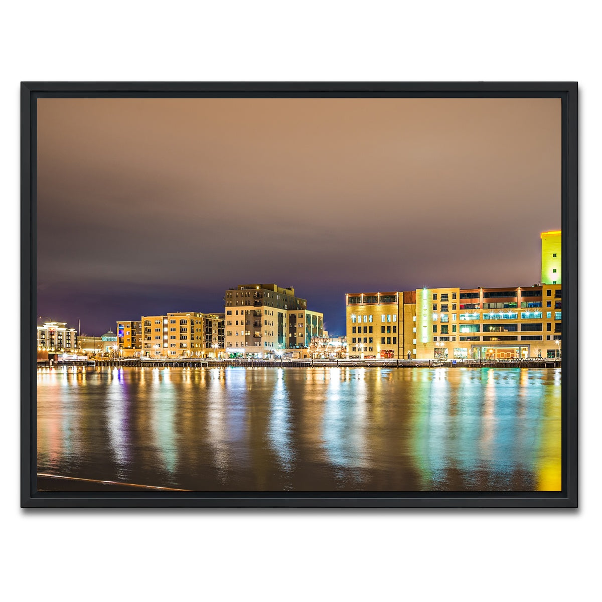 AUTO-MOCKUP WHITE | Green Bay city skyline | 1 Piece | Black Framed Canvas | group=4x3