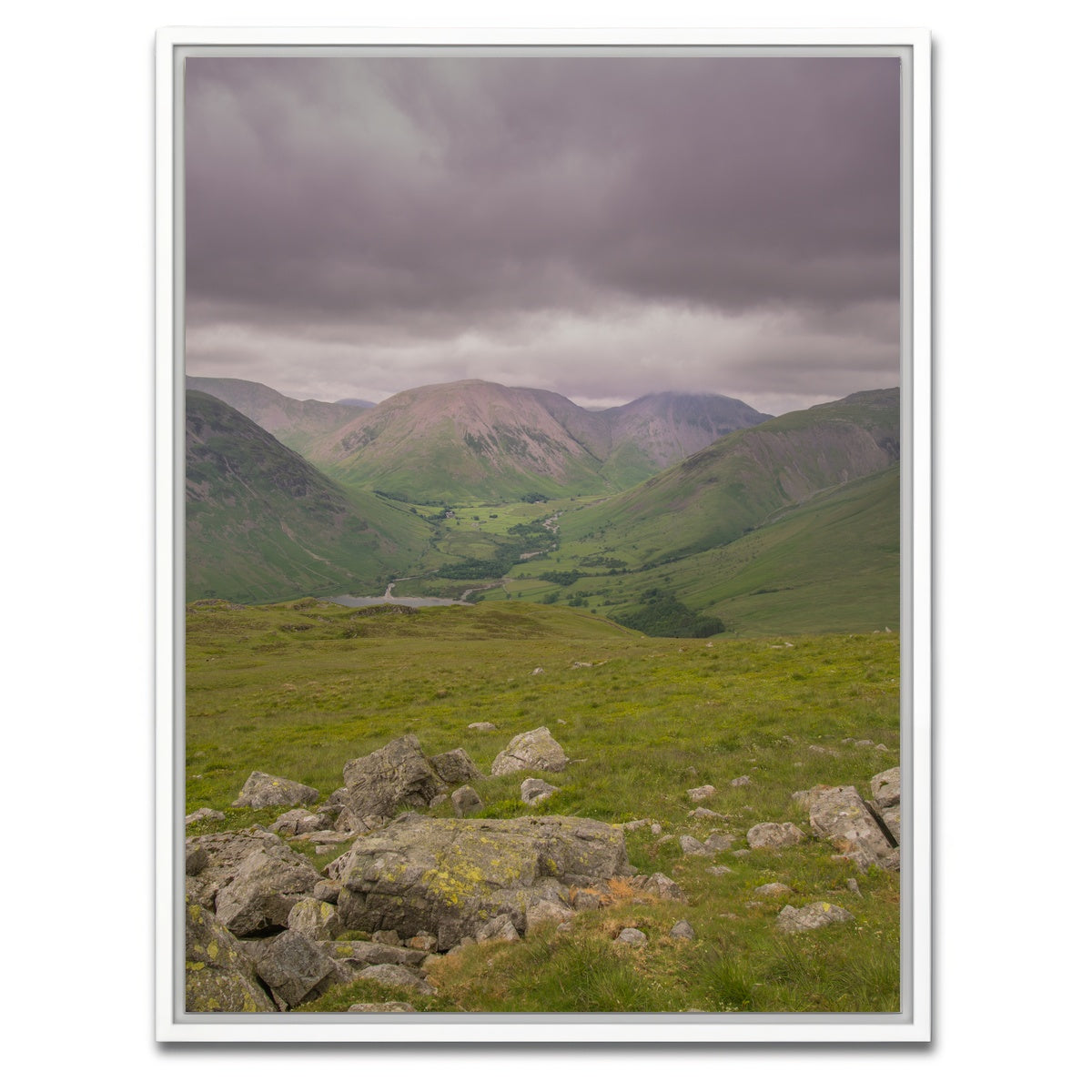 AUTO-MOCKUP WHITE | Green Valley | 1 Piece | White Framed Canvas | group=3x4