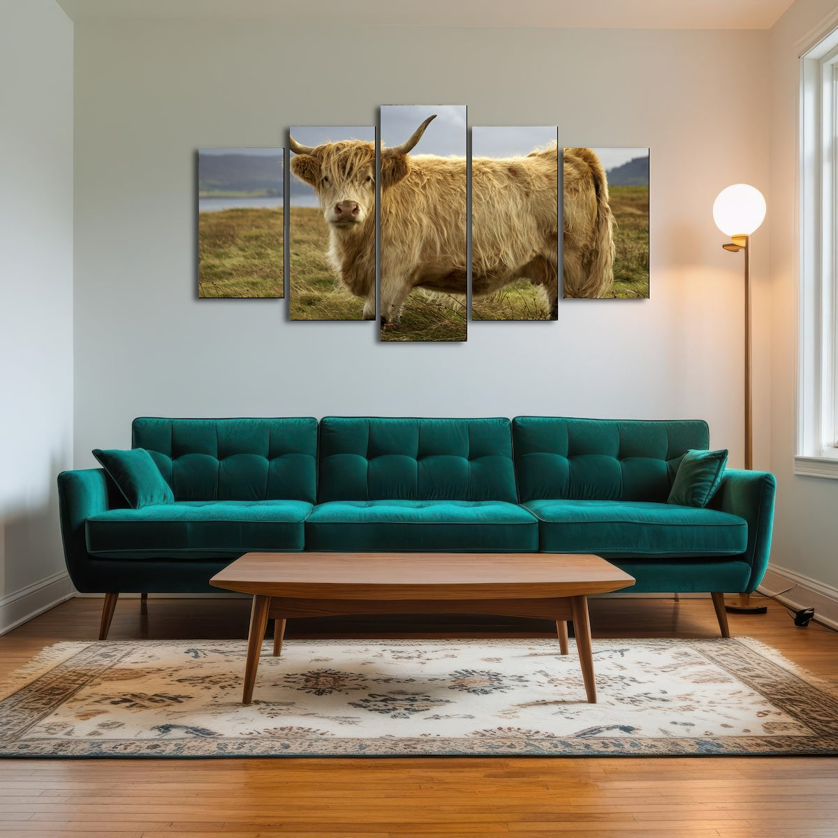 AUTO-MOCKUP ROOM | Highland Cow - Countryside
