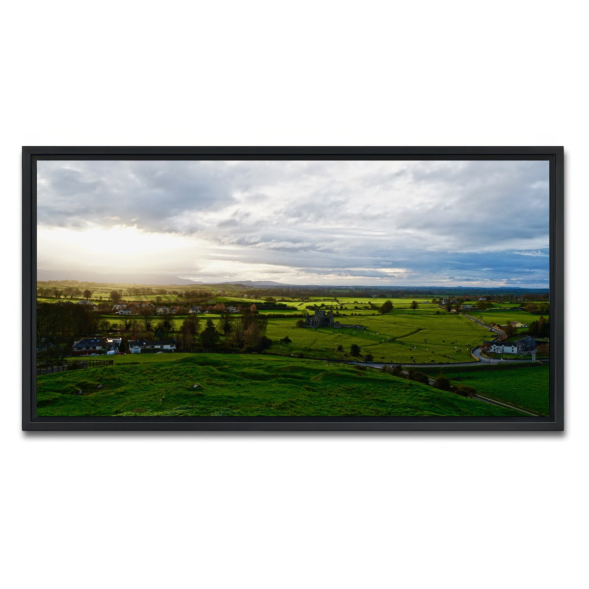 AUTO-MOCKUP WHITE | Irish Countryside | 1 Piece | Black Framed Canvas | group=2x1