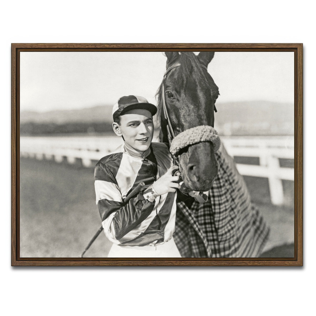 AUTO-MOCKUP WHITE | Jockey & Horse | 1 Piece | Walnut Framed Canvas | group=4x3