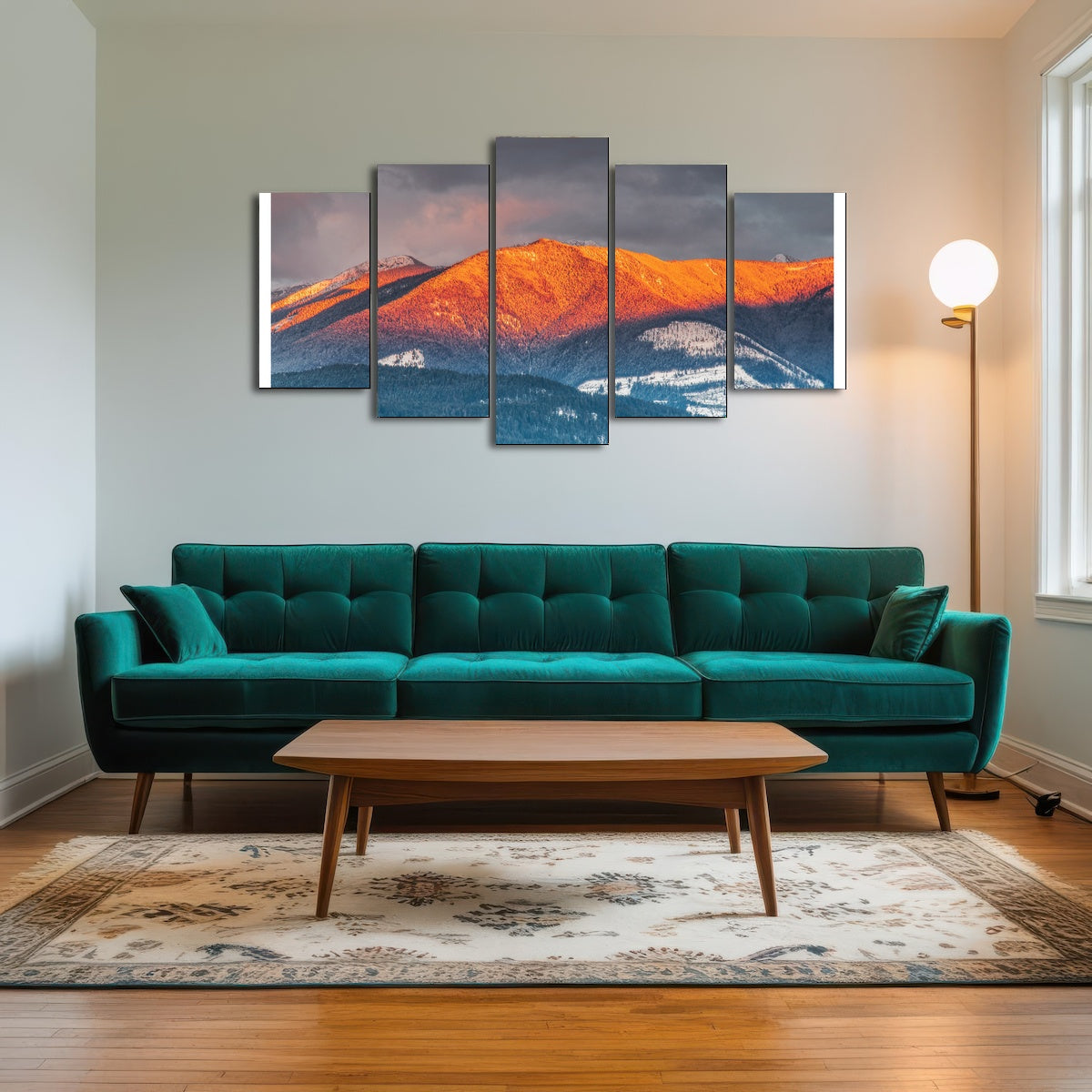 AUTO-MOCKUP ROOM | Kootenay Peaks