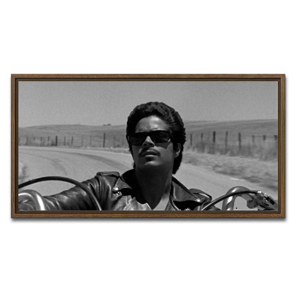 AUTO-MOCKUP WHITE | La Bamba | 1 Piece | Walnut Framed Canvas | group=2x1