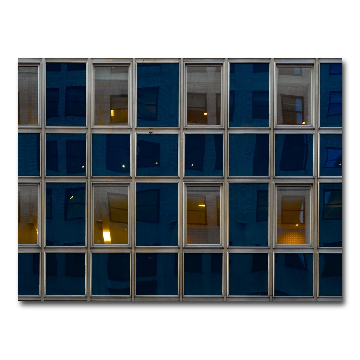 AUTO-MOCKUP WHITE | Living Grid | 1 Piece | Gallery Wrap Canvas | group=4x3