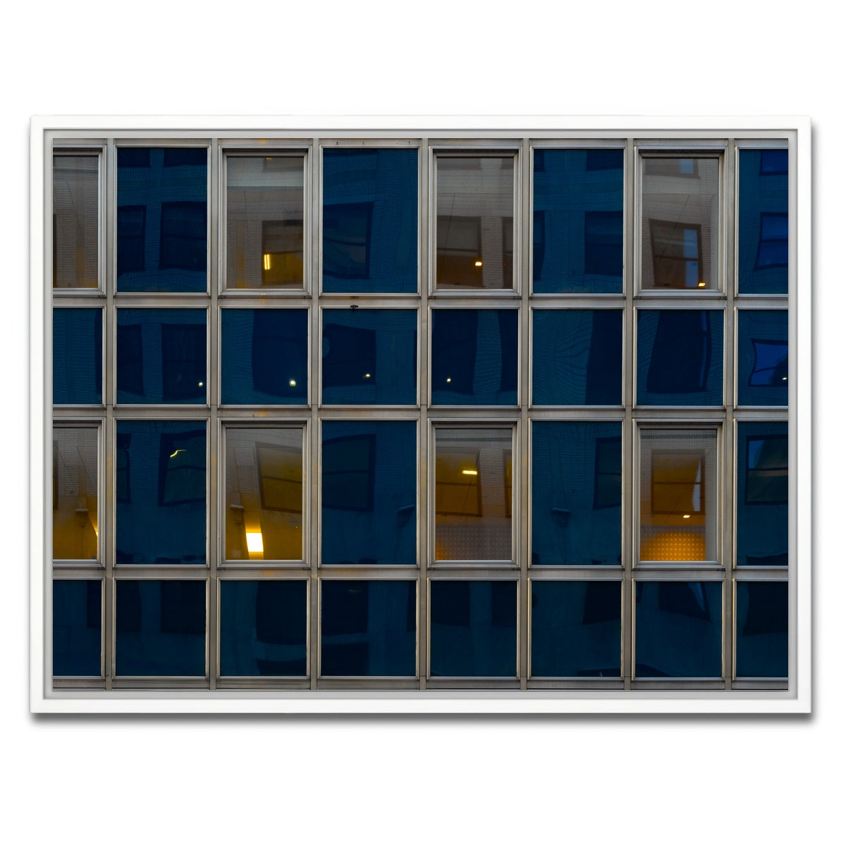 AUTO-MOCKUP WHITE | Living Grid | 1 Piece | White Framed Canvas | group=4x3