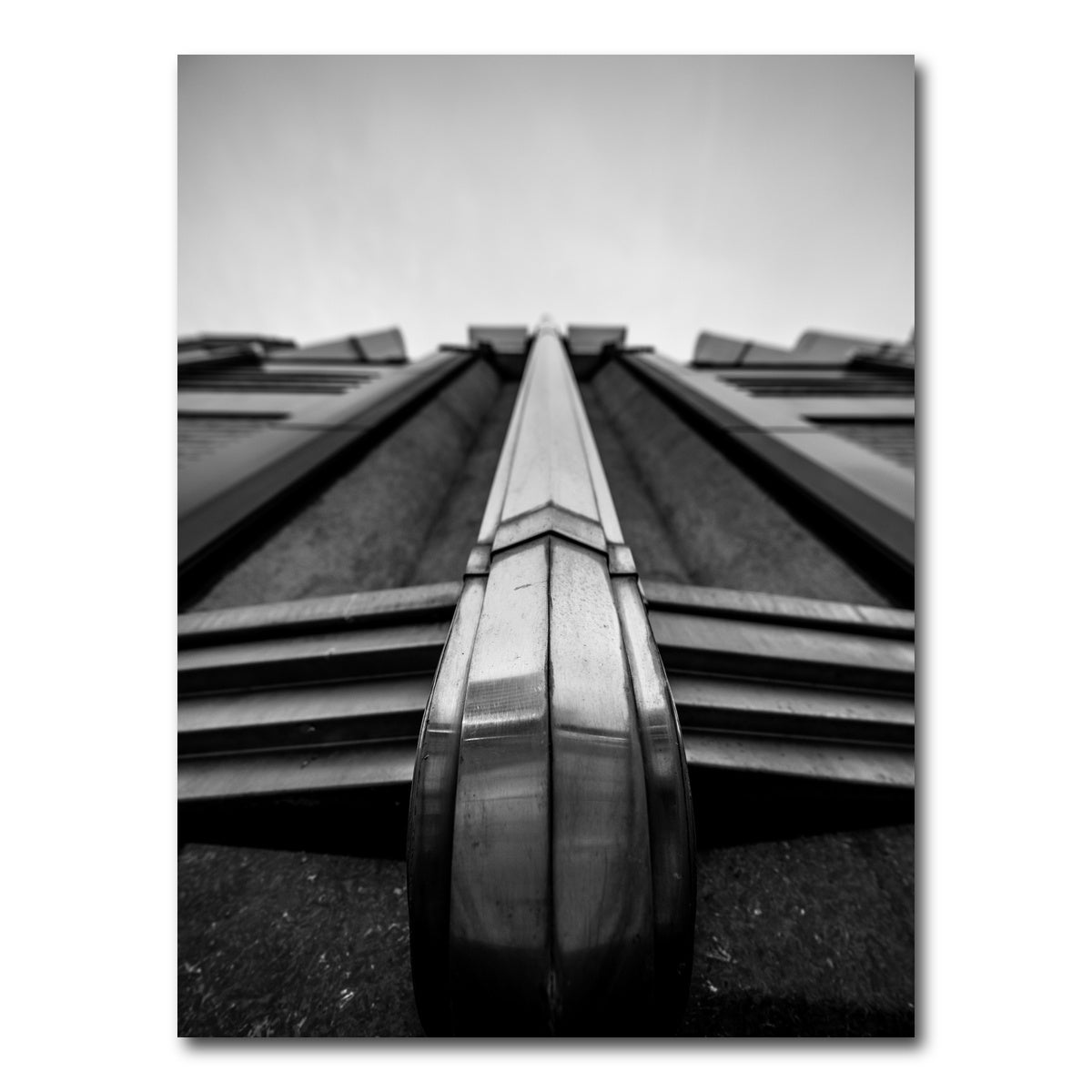 AUTO-MOCKUP WHITE | Looking Up | 1 Piece | Gallery Wrap Canvas | group=3x4