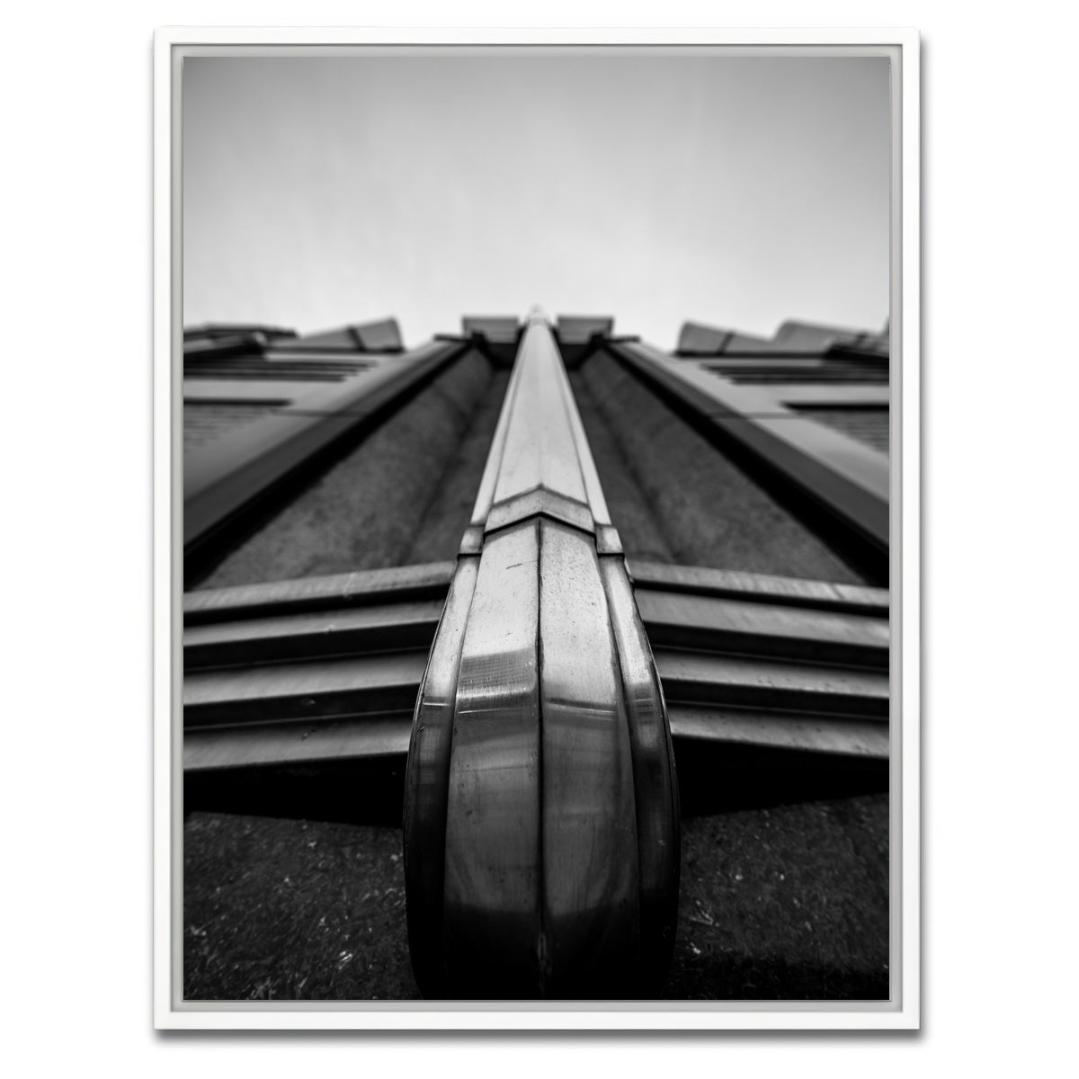 AUTO-MOCKUP WHITE | Looking Up | 1 Piece | White Framed Canvas | group=3x4