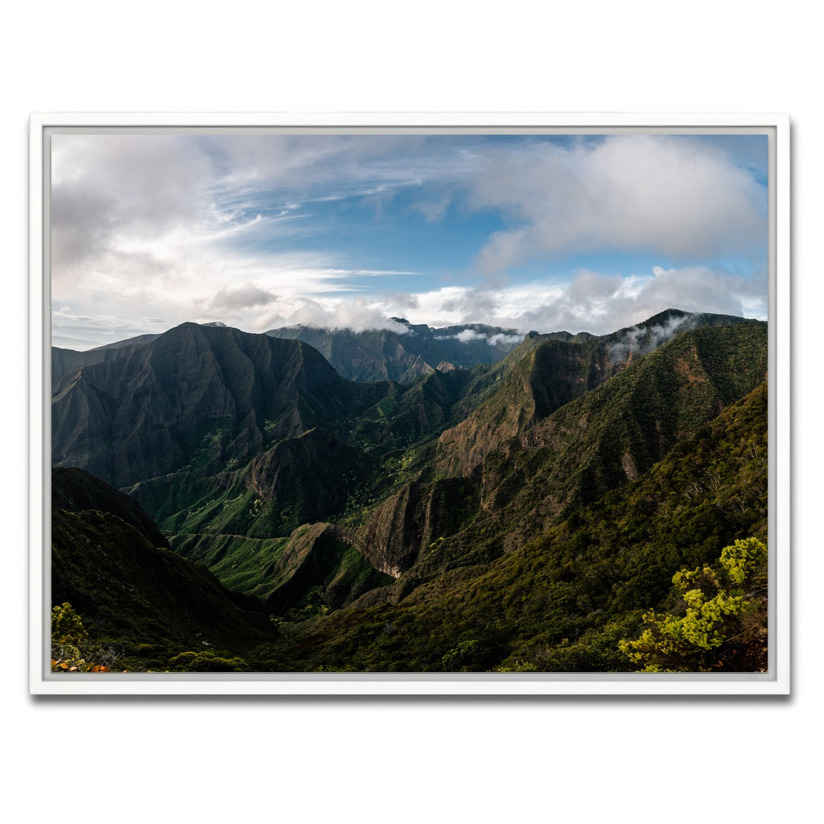 AUTO-MOCKUP WHITE | Maui Valley Panorama | 1 Piece | White Framed Canvas | group=4x3