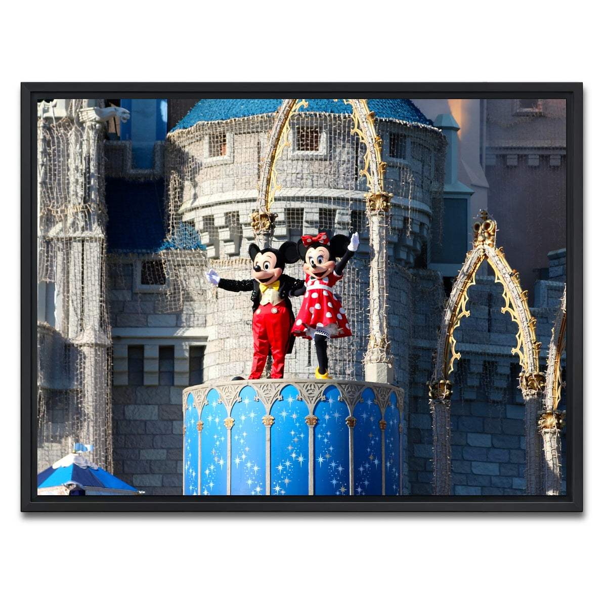 AUTO-MOCKUP WHITE | Mickey & Minnie Disney World | 1 Piece | Black Framed Canvas | group=4x3
