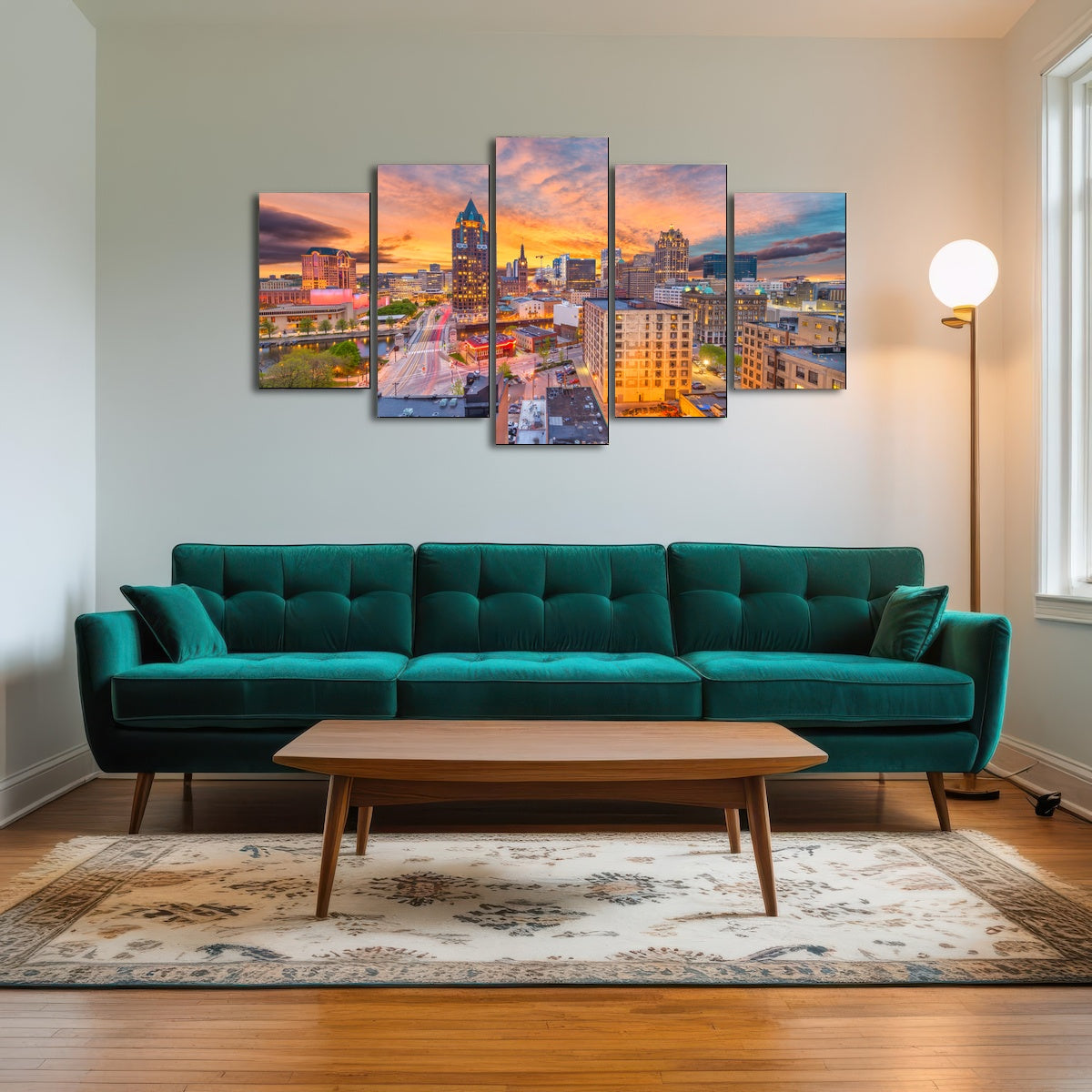 AUTO-MOCKUP ROOM | Milwaukee skyline at dusk