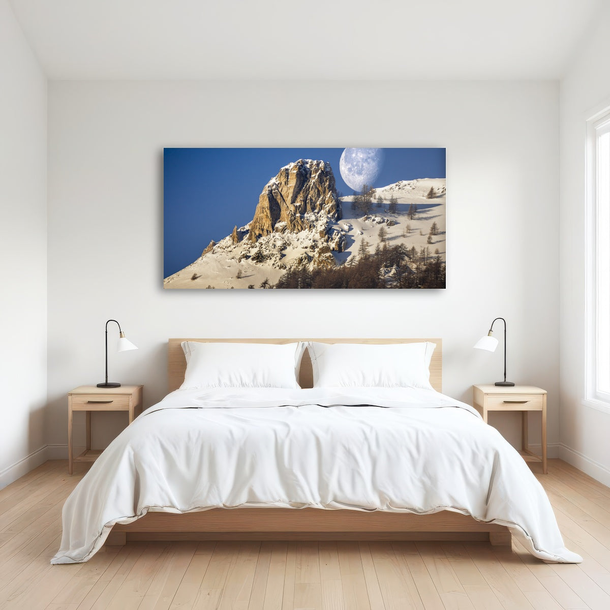 AUTO-MOCKUP ROOM | Moon and mountain