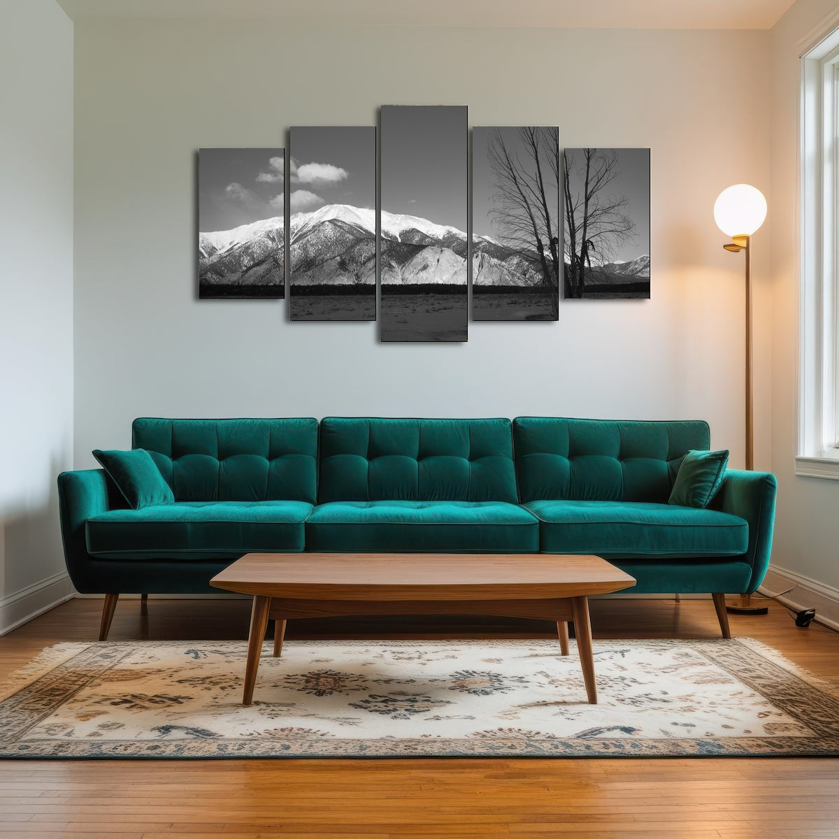 AUTO-MOCKUP ROOM | Mount Princeton Black and White